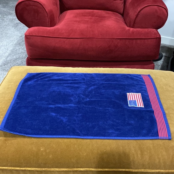 Patriotic Themed 6 Piece Hand Towel Set! - Picture 9 of 15